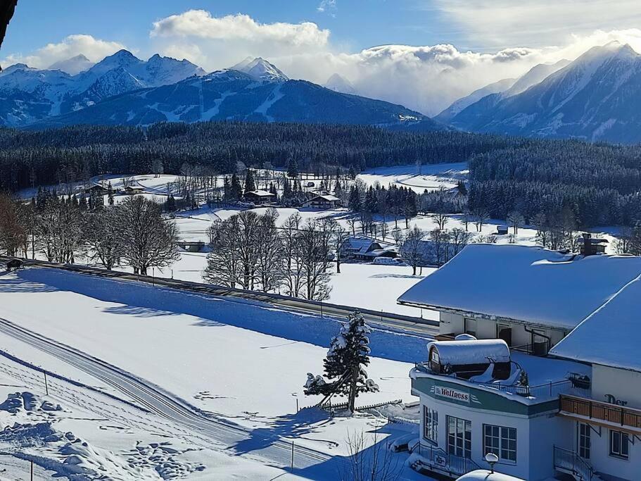 Family - Dachstein View *